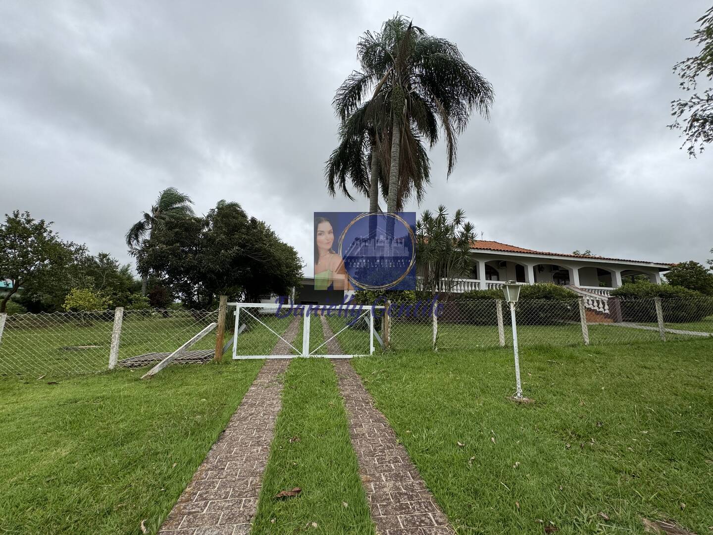 Casa à venda com 3 quartos, 300m² - Foto 22