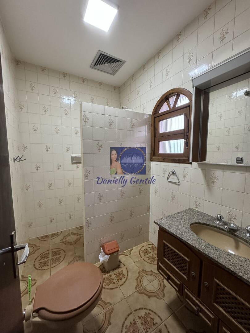 Casa à venda com 3 quartos, 300m² - Foto 26