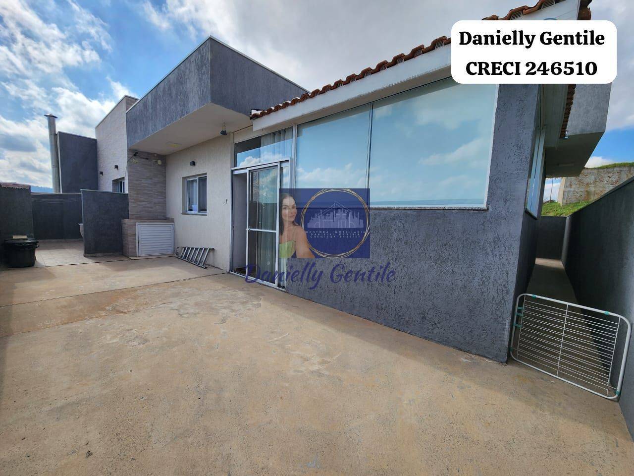 Casa à venda com 3 quartos, 220m² - Foto 20